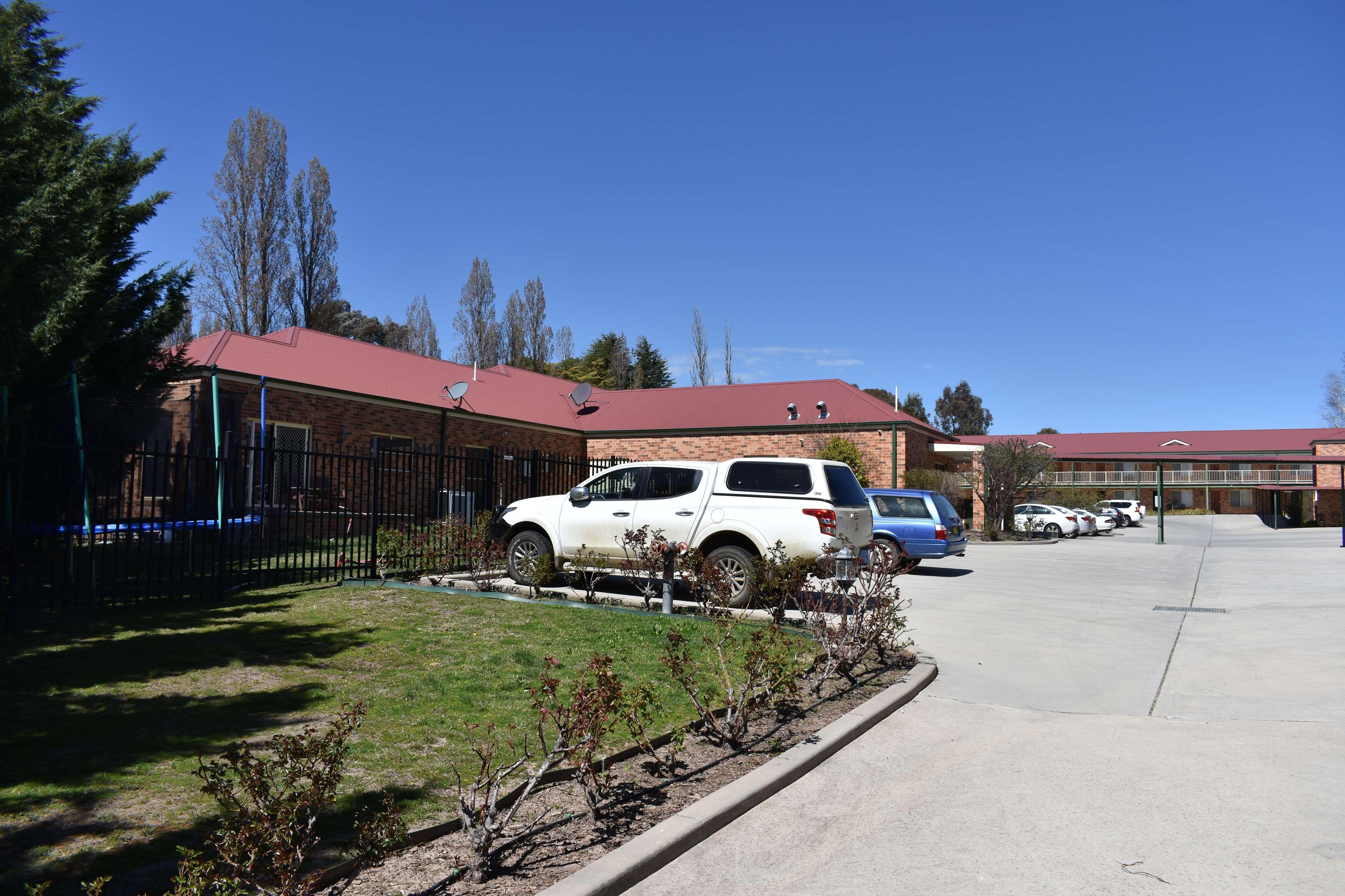 Best Western Plus Ambassador Orange Exterior photo