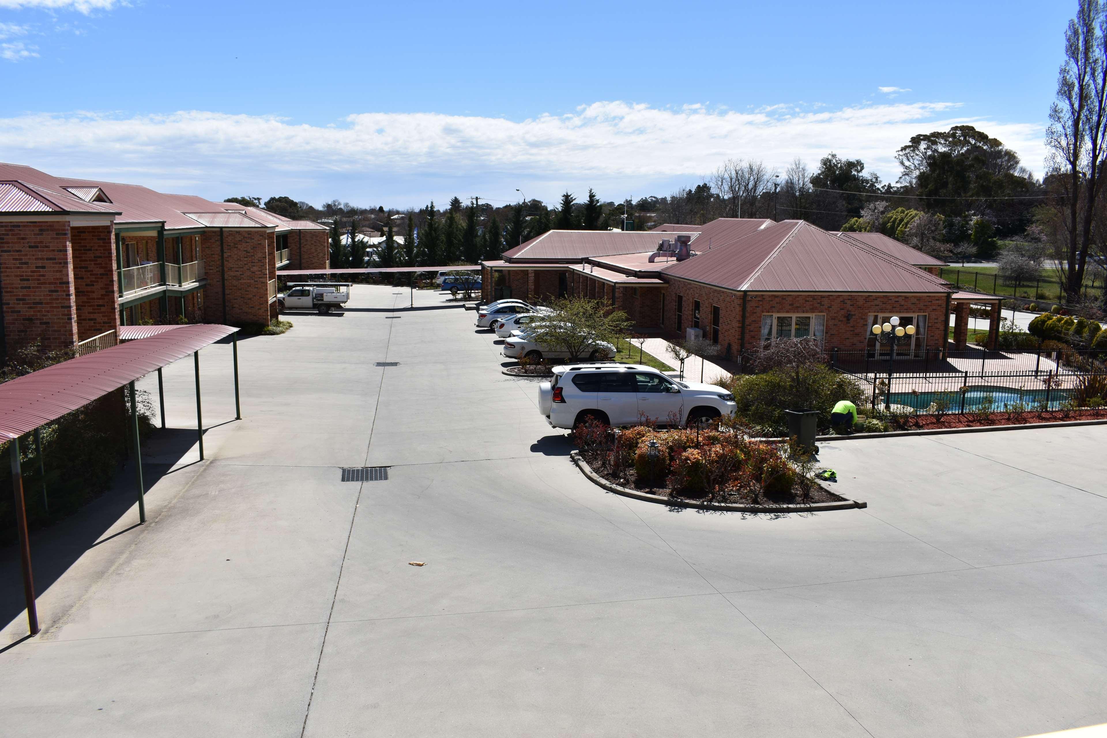 Best Western Plus Ambassador Orange Exterior photo